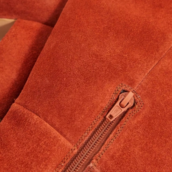 ASOS DESIGN Wide Calf Comet Suede Knee High Boots in Rust Red size 6 - Picture 3 of 7